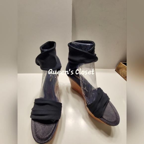 GIANVITO ROSSI| Black Mesh Platform Wedges| Size US10 - Picture 3 of 5